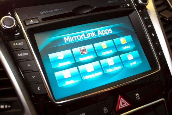 htc-auto-mirrorlink