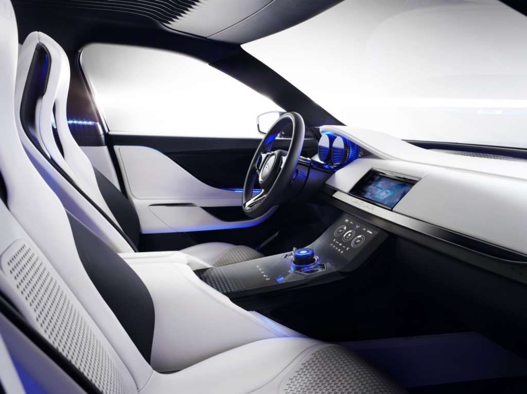 Салон Jaguar CX 17