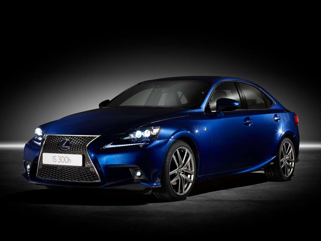 lexus_is_300h_f-sport_eu-spec_1
