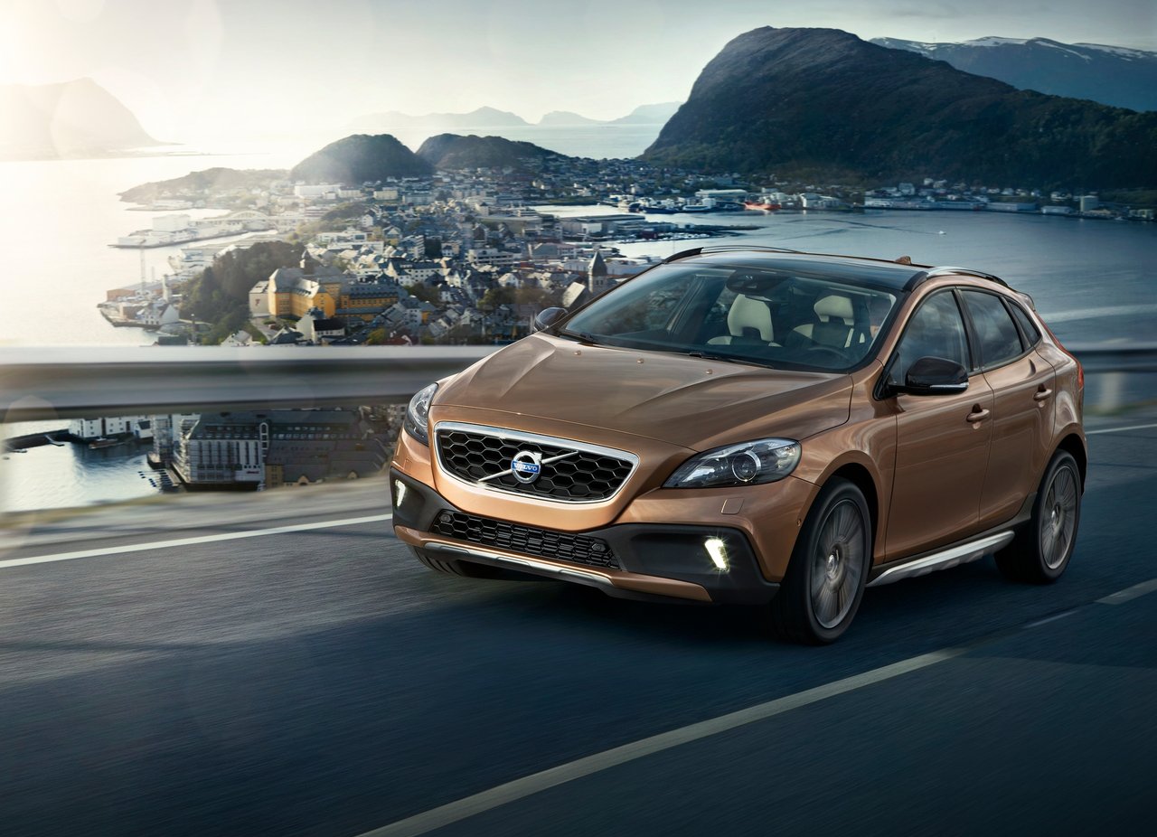 Volvo V40 Cross Country 2013
