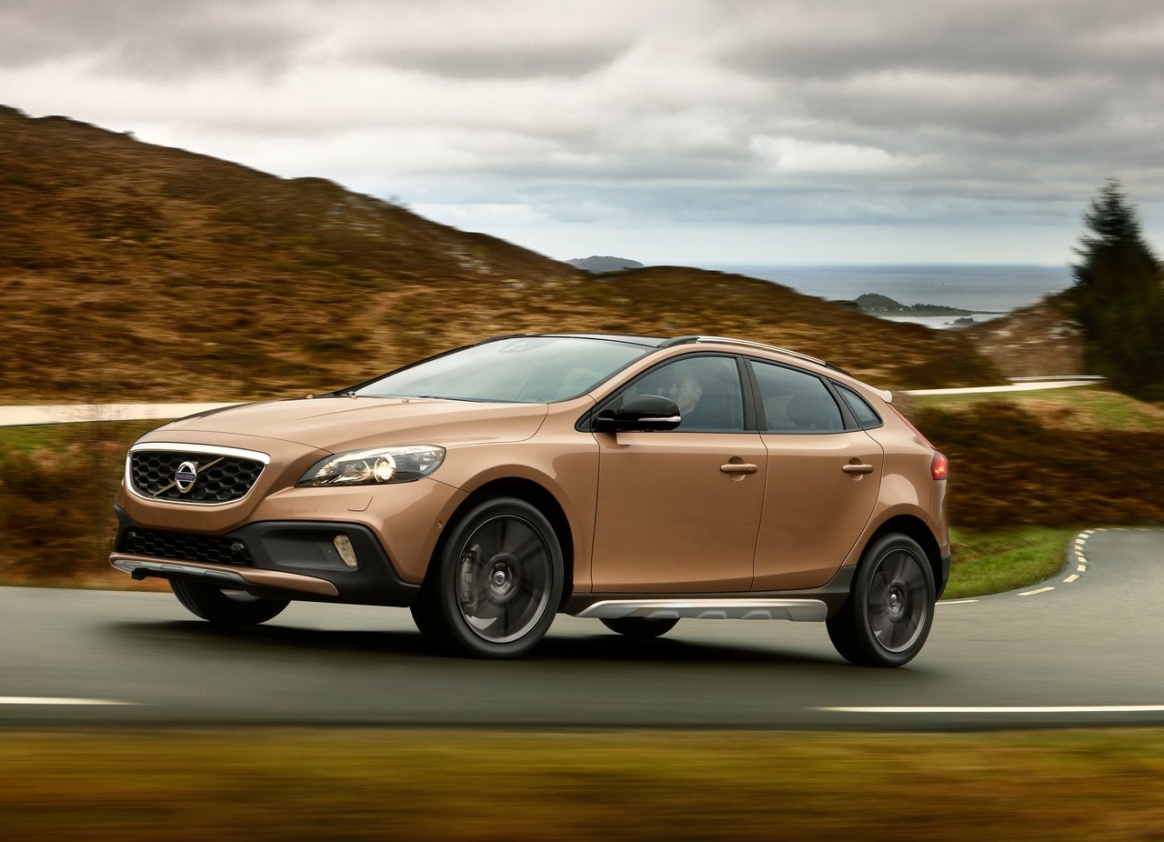 Volvo V40 Cross Country 2013
