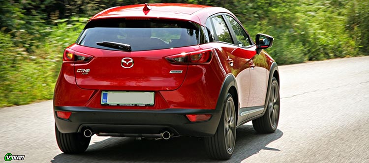 Экстерьер Mazda CX-3 G120 - вид сзади Mazda CX-3 G120 №4