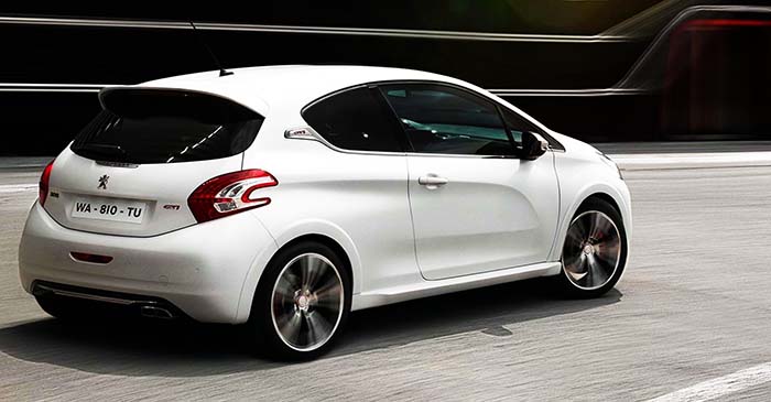 Peugeot 208