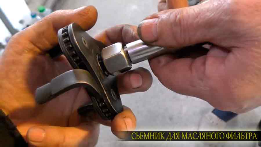 Меняем масло на Сузуки Эскудо