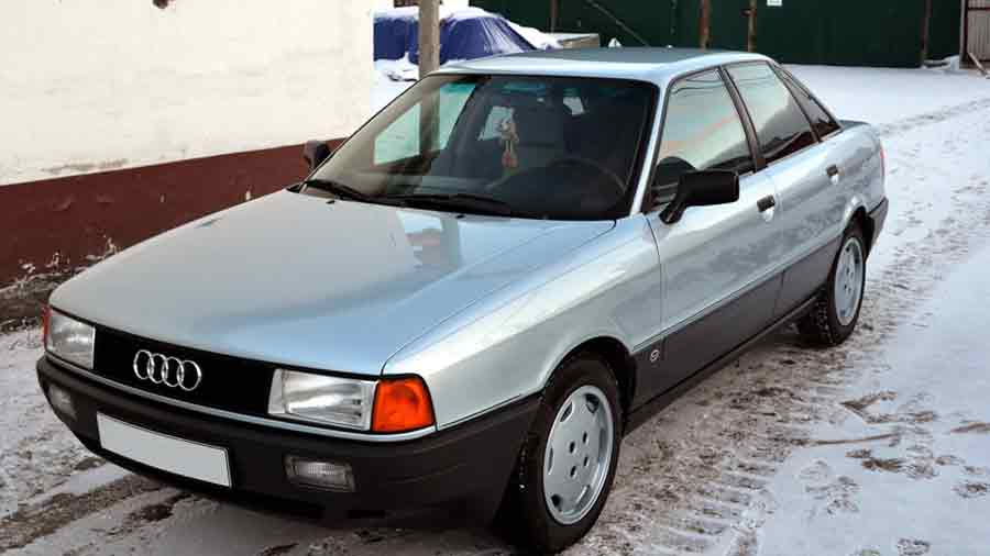 Меняем моторное масло на Ауди 80 в кузове Б3