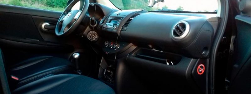 Салон-автомобиля-Ниссан-Ноте