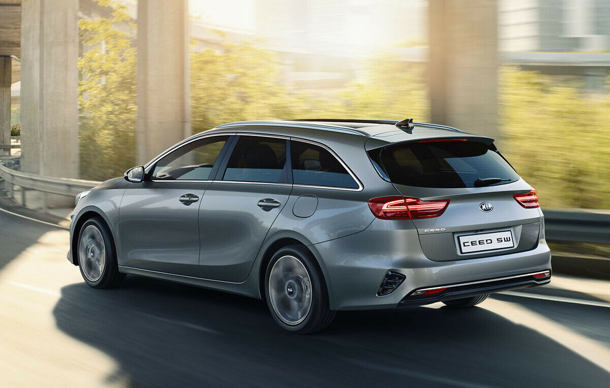 Характеристики автомобиля Kia CEED SW