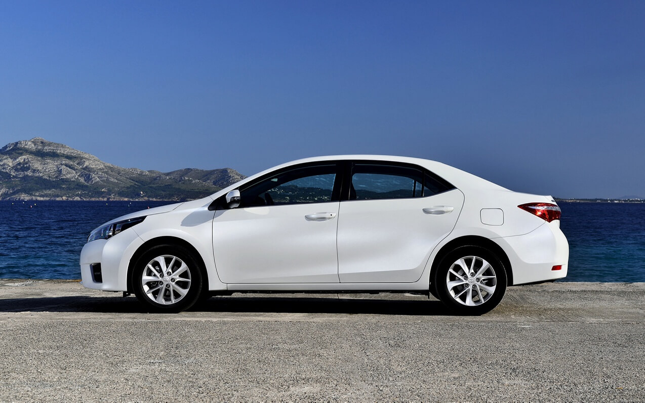 Все характеристики автомобиля Toyota Corolla